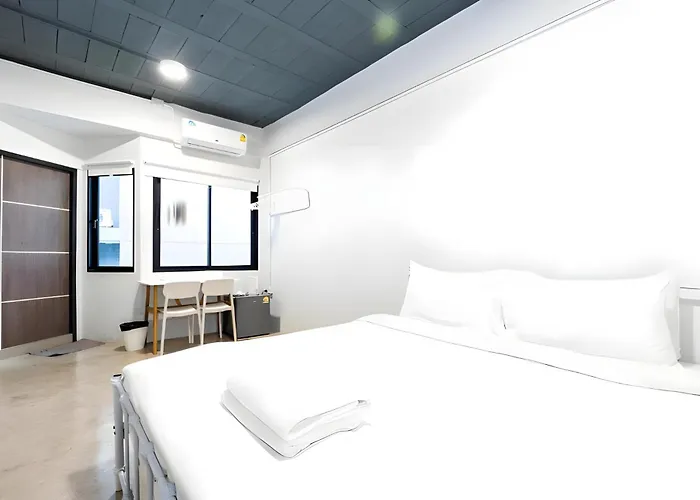 Xx Yellow Place Sukhumvit Soi 2 - เยลโล เพลส สุขุมวิทซอย 2